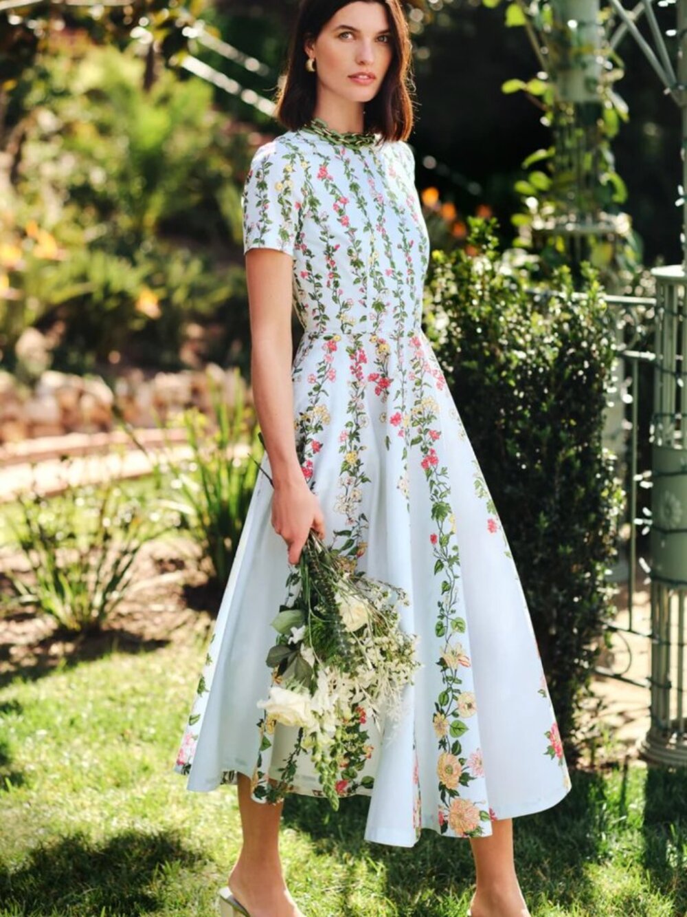Grace Dress in Floral Medley Ray by J. McLaughlin - Picture 2 of 4